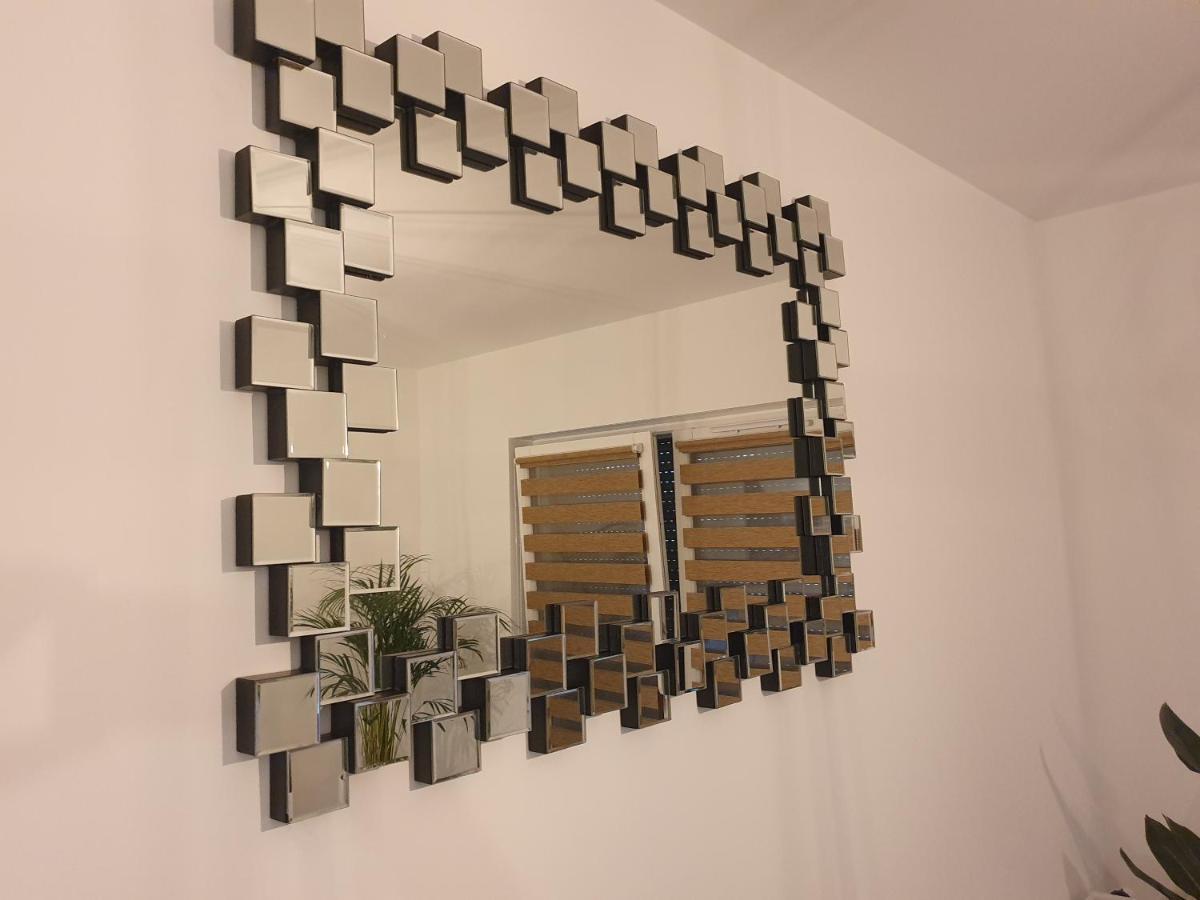 Apartament Number One Nova Wozownia เลชโน ภายนอก รูปภาพ